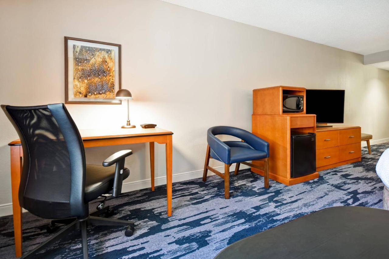Fairfield Inn & Suites By Marriott Atlanta Kennesaw Eksteriør billede