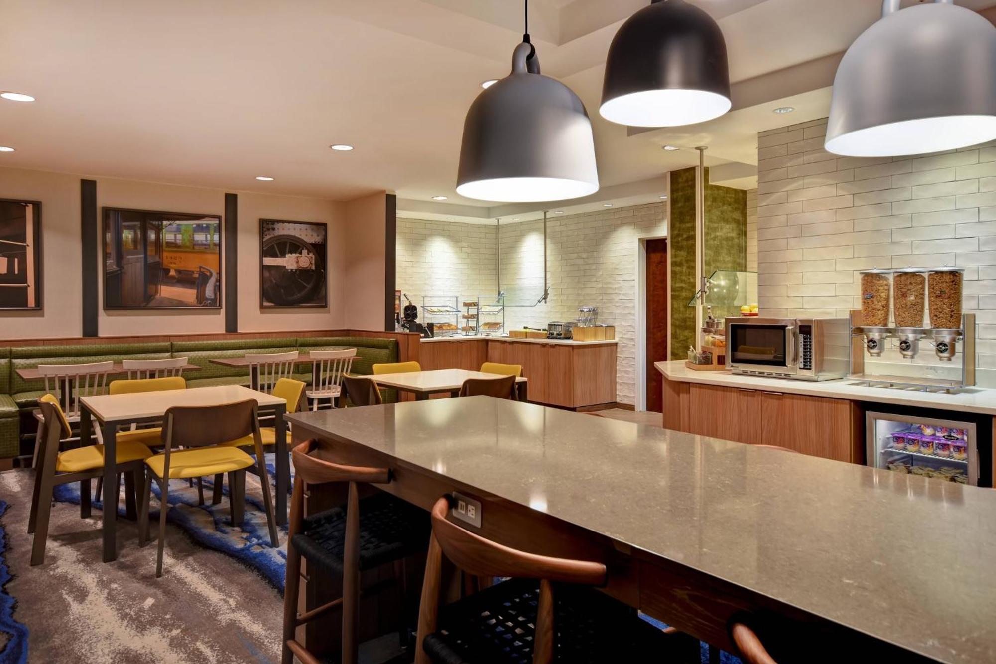 Fairfield Inn & Suites By Marriott Atlanta Kennesaw Eksteriør billede
